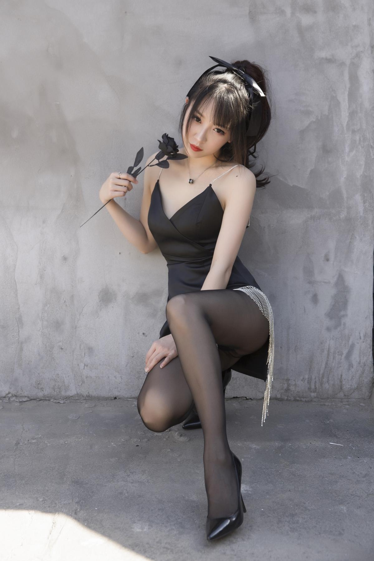 小女巫露娜